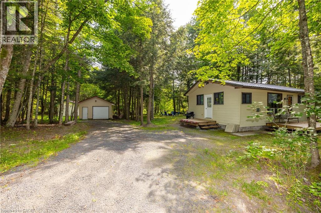 69 North Drive, Huntsville, Ontario  P1H 2J2 - Photo 2 - 40853597