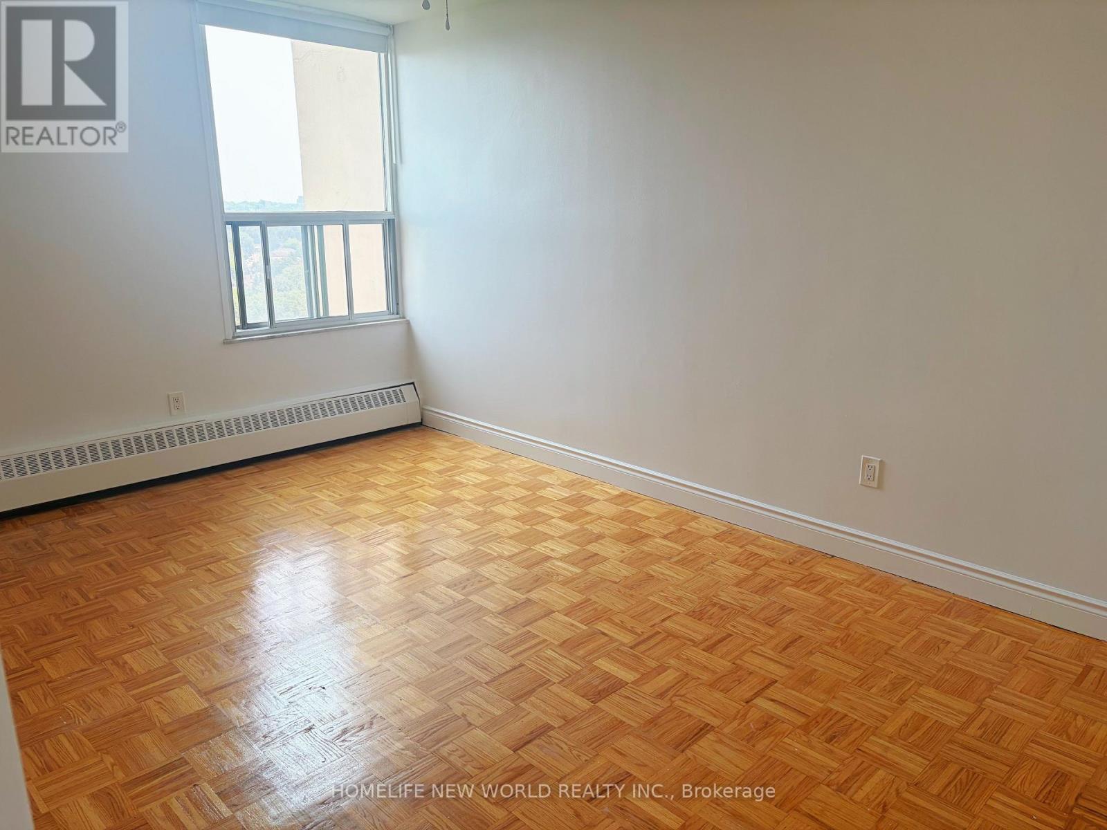 1802 - 15 Vicora Link Way, Toronto, Ontario M3C 1A9 - Photo 3 - C13659434