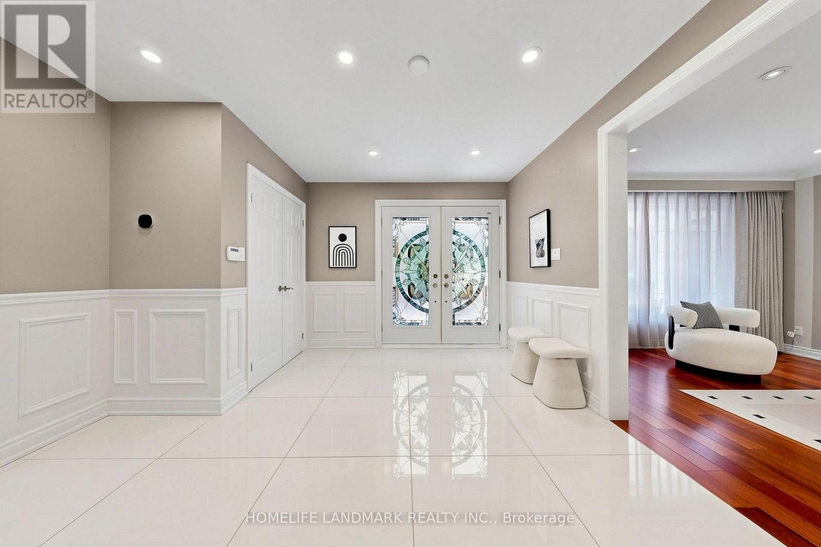 56 Kentland Crescent, Toronto, Ontario M2M 2X6 - Photo 4 - C13659446