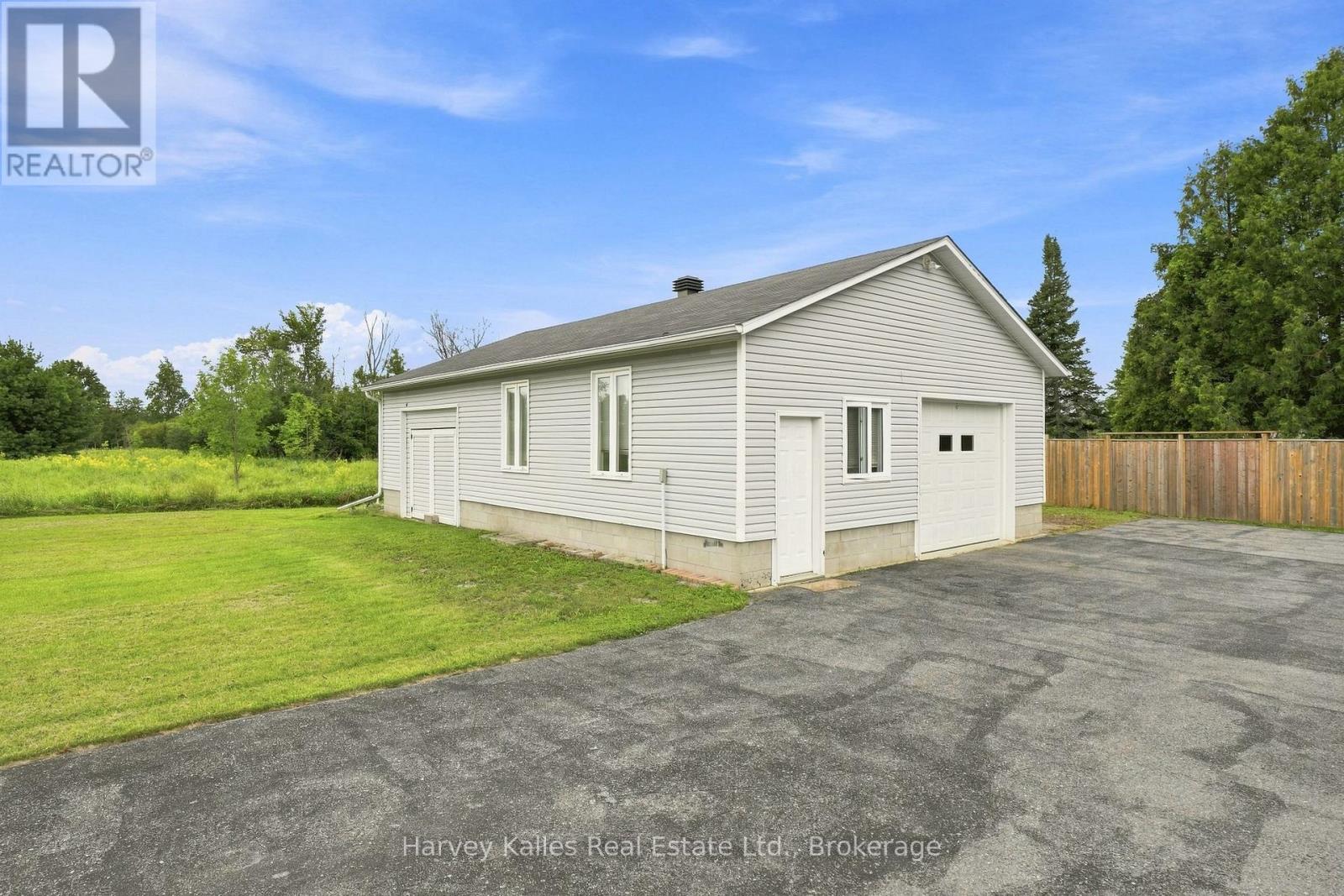 56 Golf Course Rd Road, Rideau Lakes, Ontario  K0G 1X0 - Photo 37 - X13659400