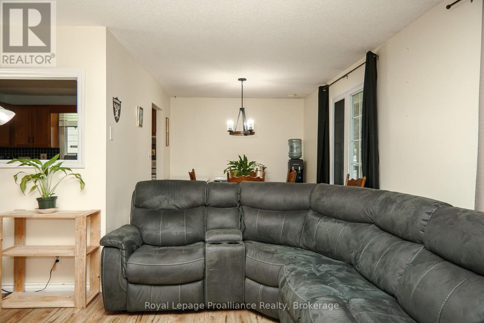 5 Van Alstine Drive, Quinte West, Ontario  K8V 6K4 - Photo 13 - X13659470