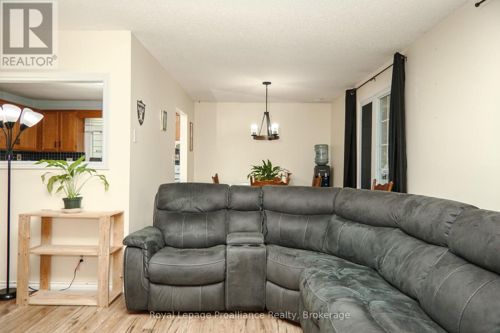 5 Van Alstine Drive, Quinte West, Ontario  K8V 6K4 - Photo 17 - X13659470