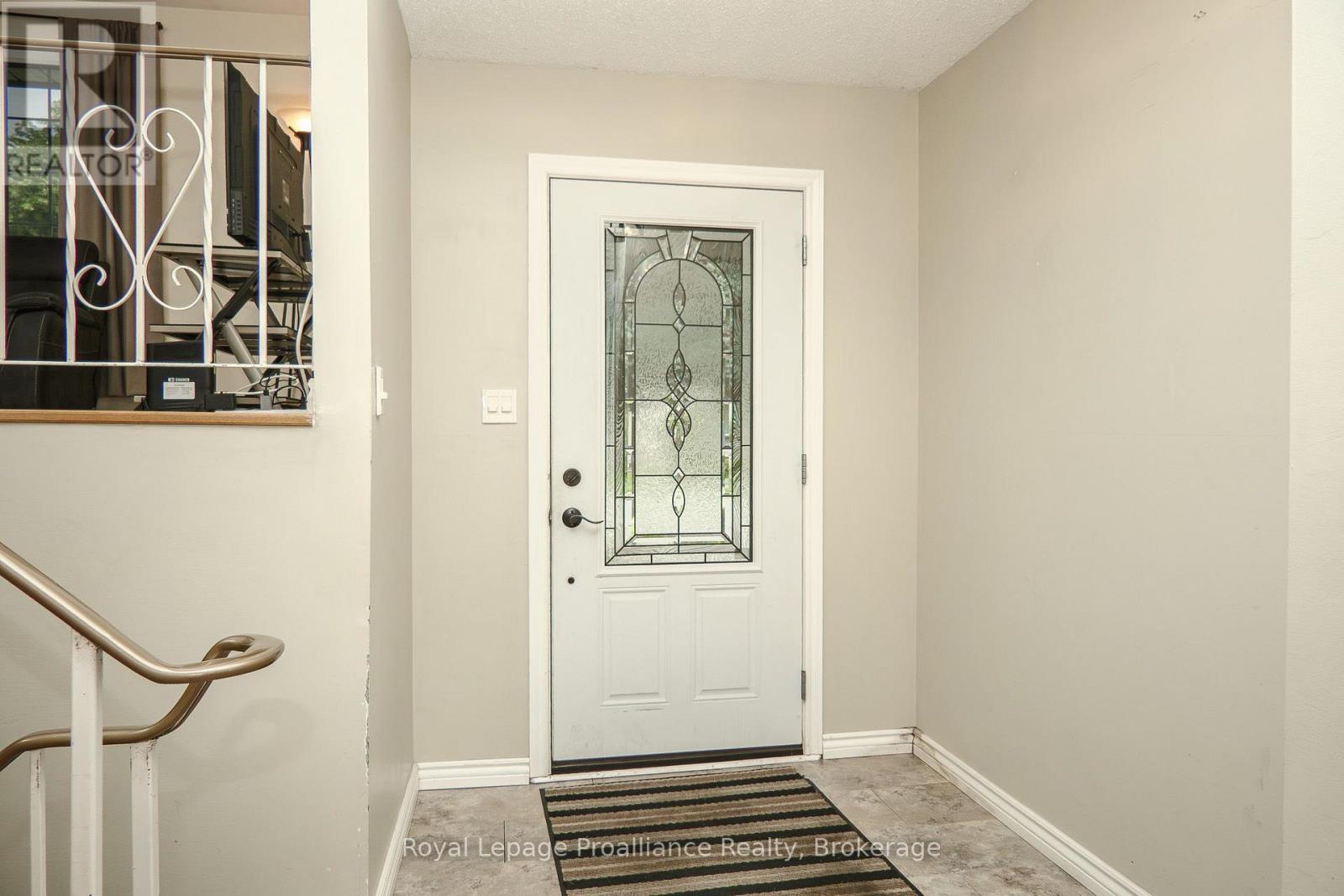 5 Van Alstine Drive, Quinte West, Ontario  K8V 6K4 - Photo 8 - X13659470