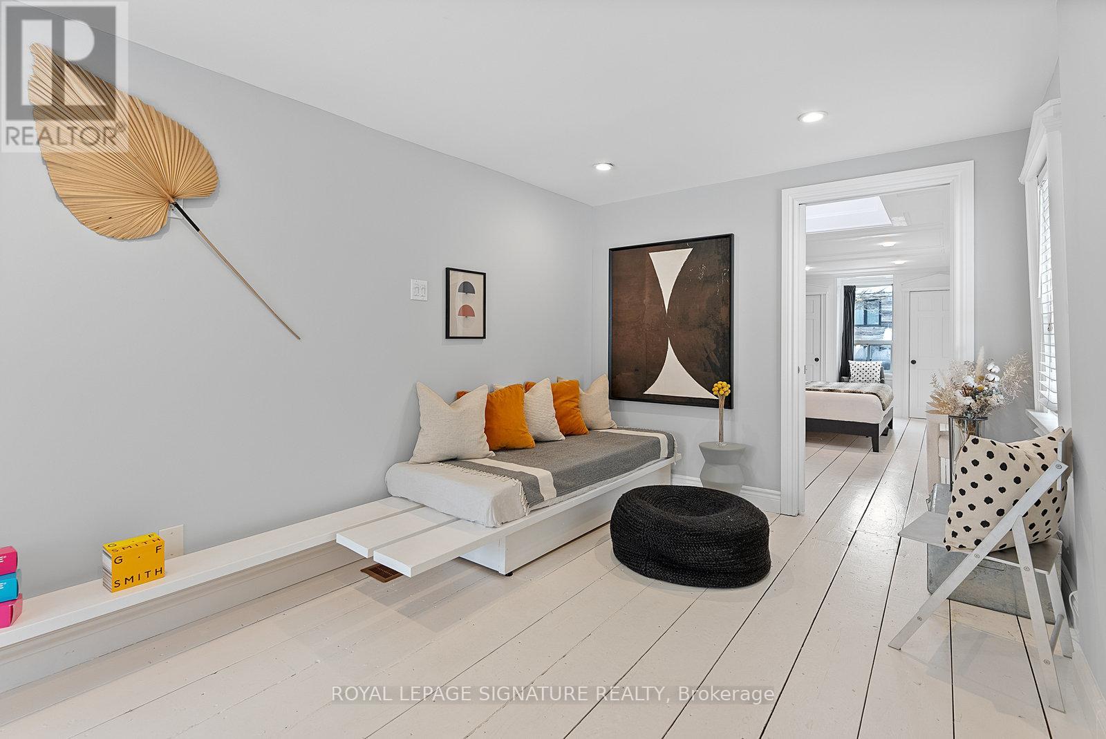 28 Minto Street, Toronto, Ontario  M4L 1B6 - Photo 17 - E13659384