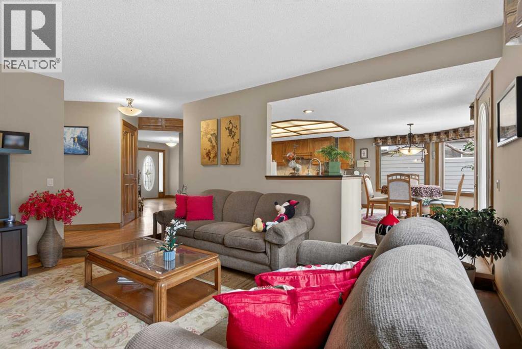 935 Shawnee Drive SW, Calgary, Alberta  T2Y 2G9 - Photo 17 - A2314560