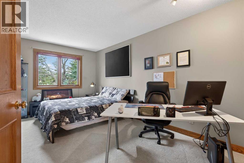 935 Shawnee Drive SW, Calgary, Alberta  T2Y 2G9 - Photo 32 - A2314560