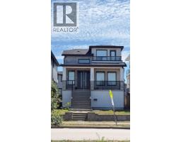 1006 SALTER STREET, New Westminster, British Columbia