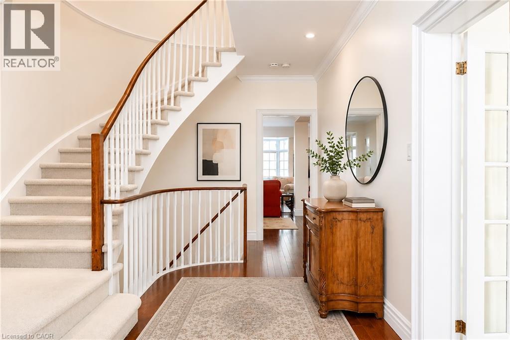 23 Chisholm Street, Oakville, Ontario  L6K 3W2 - Photo 4 - 40853474