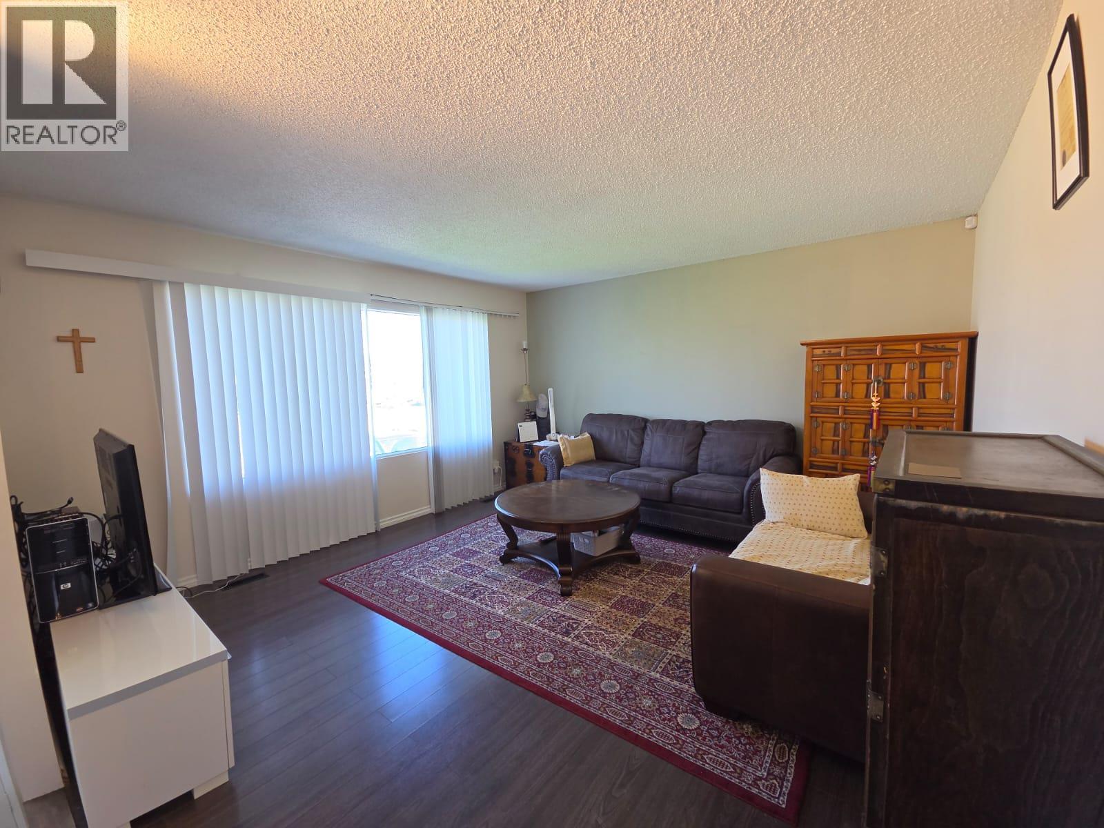 1817 Aspen Drive, Dawson Creek, British Columbia  V1G 2S5 - Photo 4 - 10395960