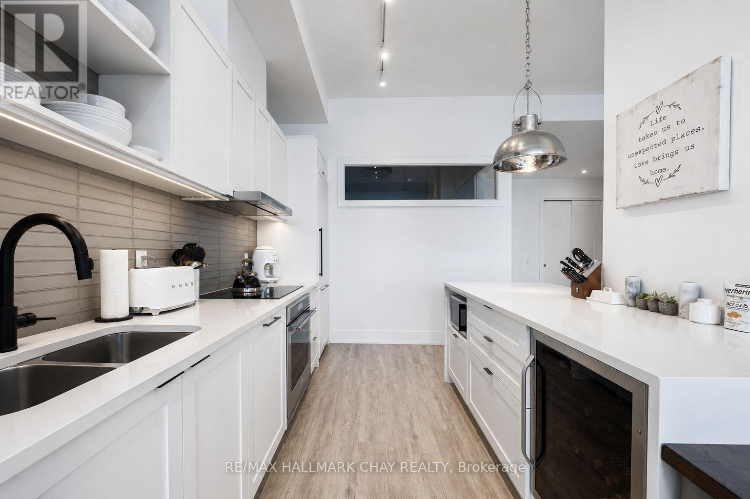 Ph04 - 185 Dunlop Street E, Barrie, Ontario  L4M 1B2 - Photo 15 - S13659468