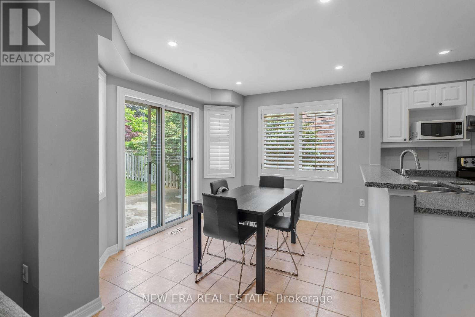 2855 Duncairn Drive, Mississauga (Central Erin Mills), Ontario  L5M 5V2 - Photo 7 - W13659392