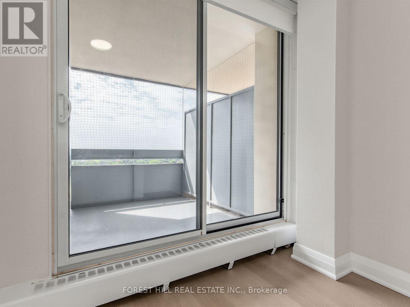 1408 - 141 Lyon Court, Toronto, Ontario  M6B 3H2 - Photo 20 - W13659418