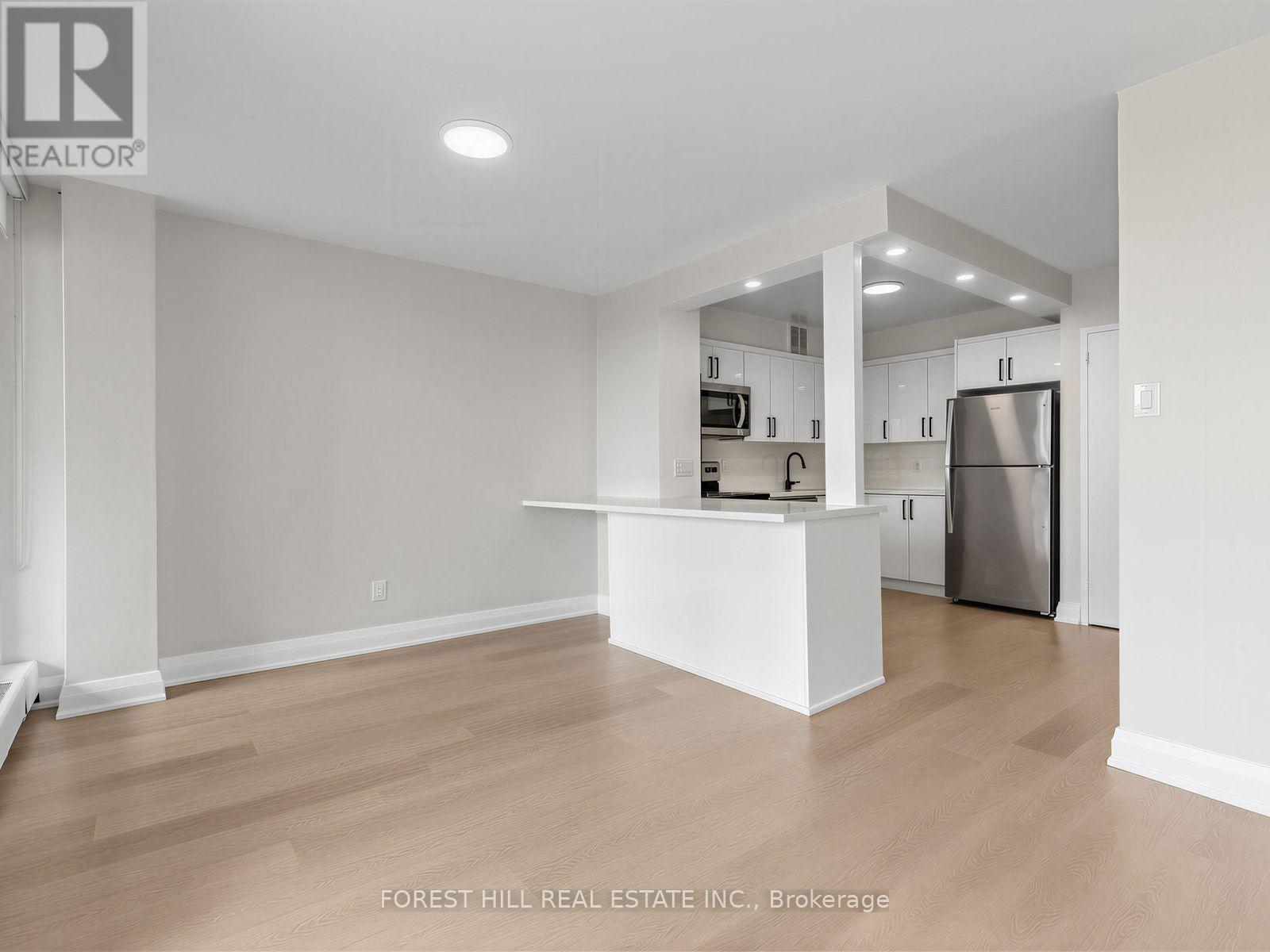 1408 - 141 Lyon Court, Toronto, Ontario  M6B 3H2 - Photo 7 - W13659418