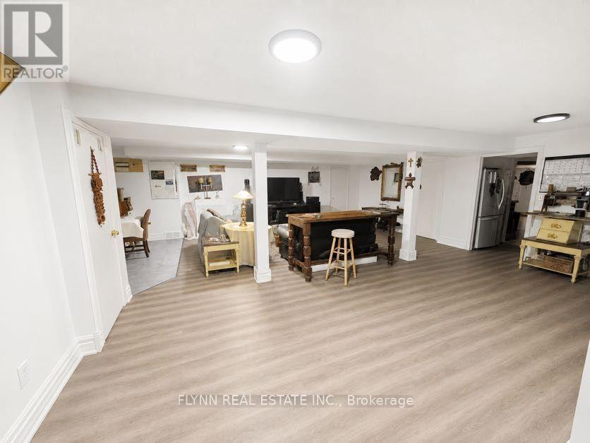 5896 Valley Way, Niagara Falls, Ontario  L2E 1Y1 - Photo 33 - X13650736