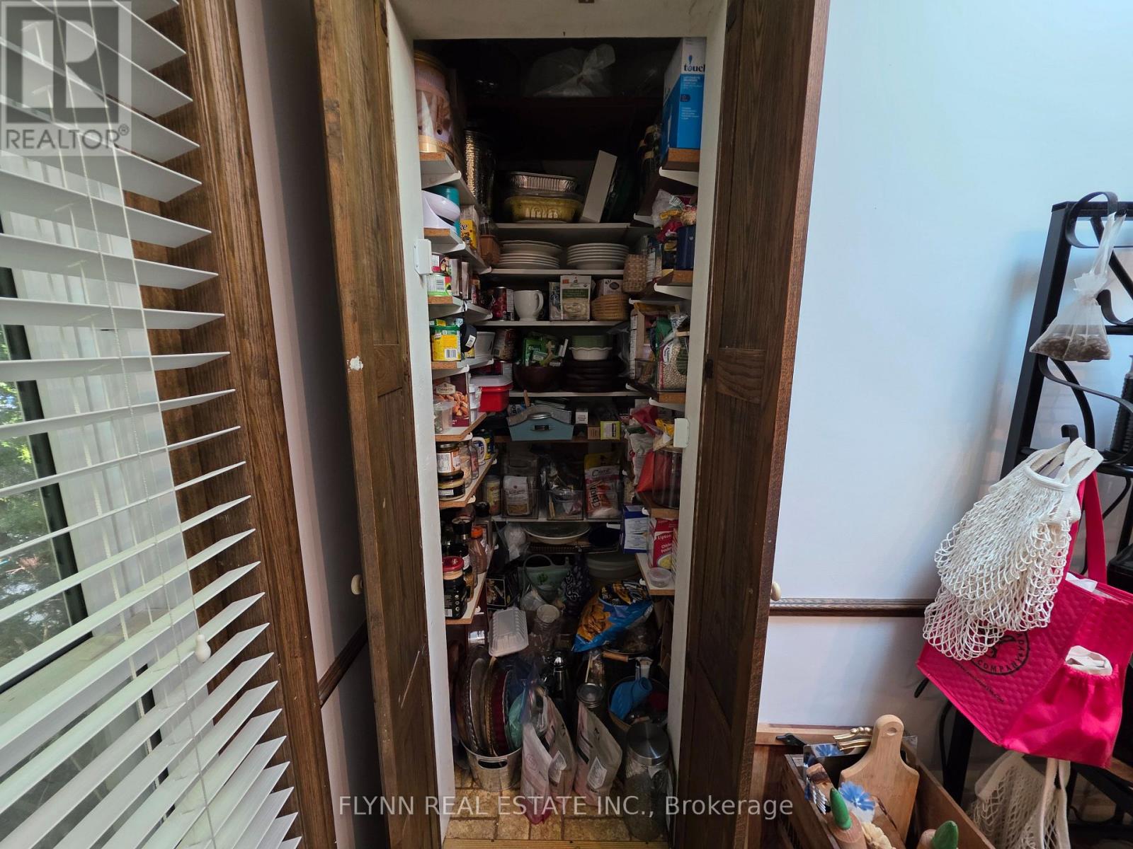 5896 Valley Way, Niagara Falls, Ontario  L2E 1Y1 - Photo 11 - X13650736