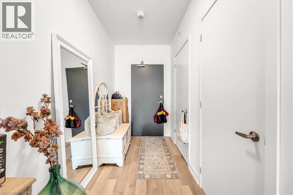 5240 Dundas Street Unit# B318, Burlington, Ontario  L7L 0J6 - Photo 4 - 40854042