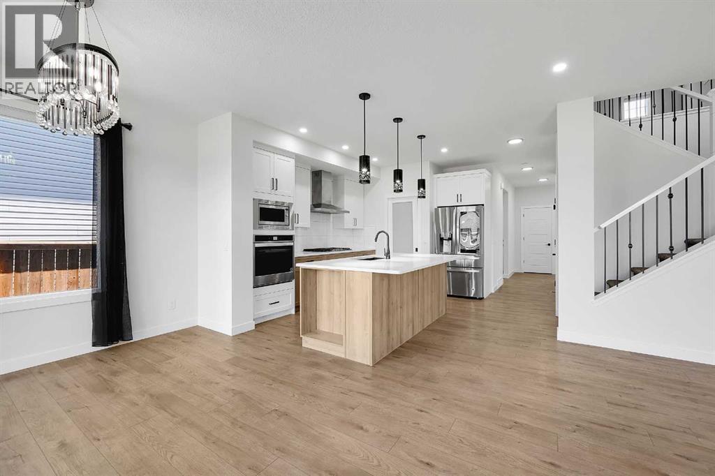 16 Legacy Glen Green SE, Calgary, Alberta  T2X 4G6 - Photo 5 - A2329206