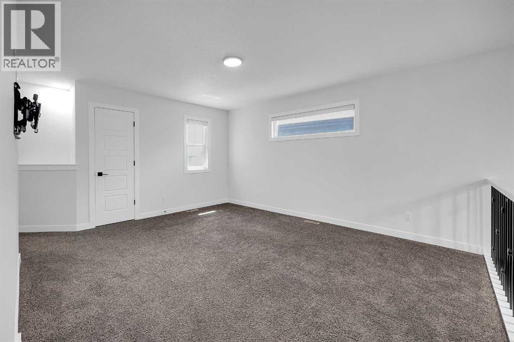 16 Legacy Glen Green SE, Calgary, Alberta  T2X 4G6 - Photo 37 - A2329206