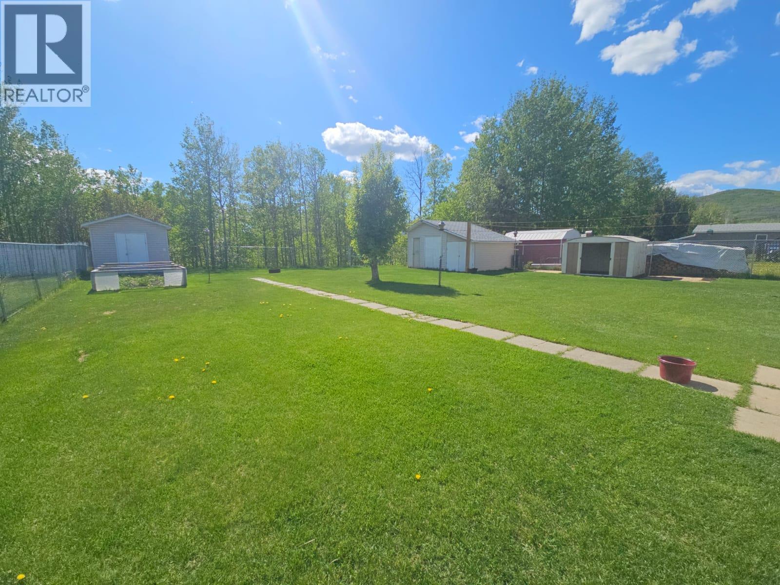 4917 45 Street NE, Chetwynd, British Columbia  V0C 1J0 - Photo 43 - 10379090