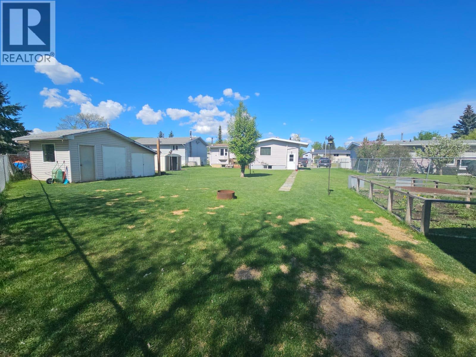 4917 45 Street NE, Chetwynd, British Columbia  V0C 1J0 - Photo 41 - 10379090