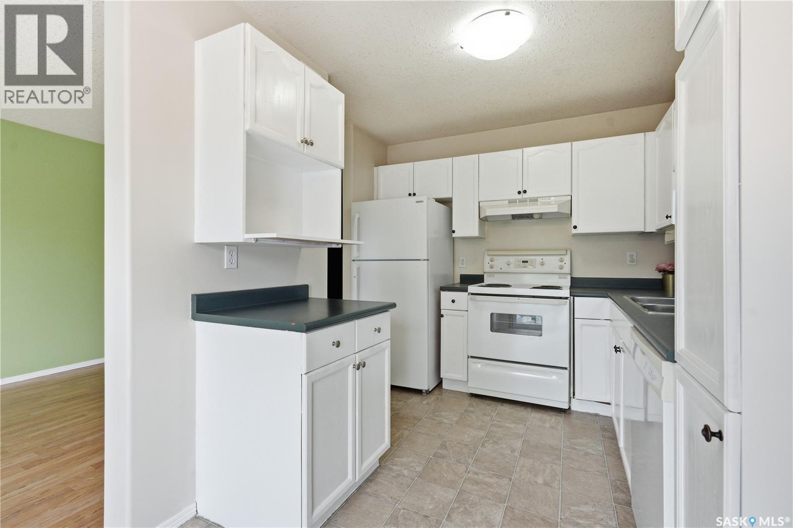 2 110 Keevil Crescent, Saskatoon, Saskatchewan  S7N 4N8 - Photo 7 - SK045136