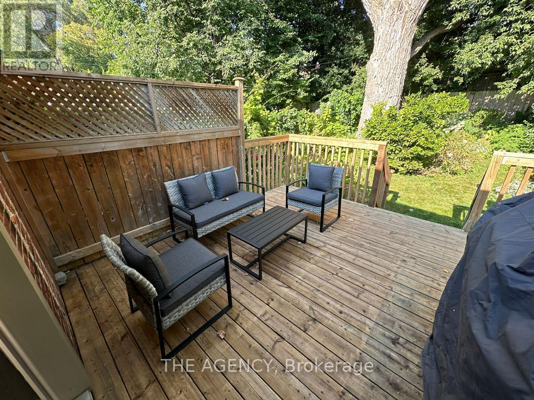 57 Highfield Road, Toronto, Ontario M4L 2T9 - Photo 9 - E13636558