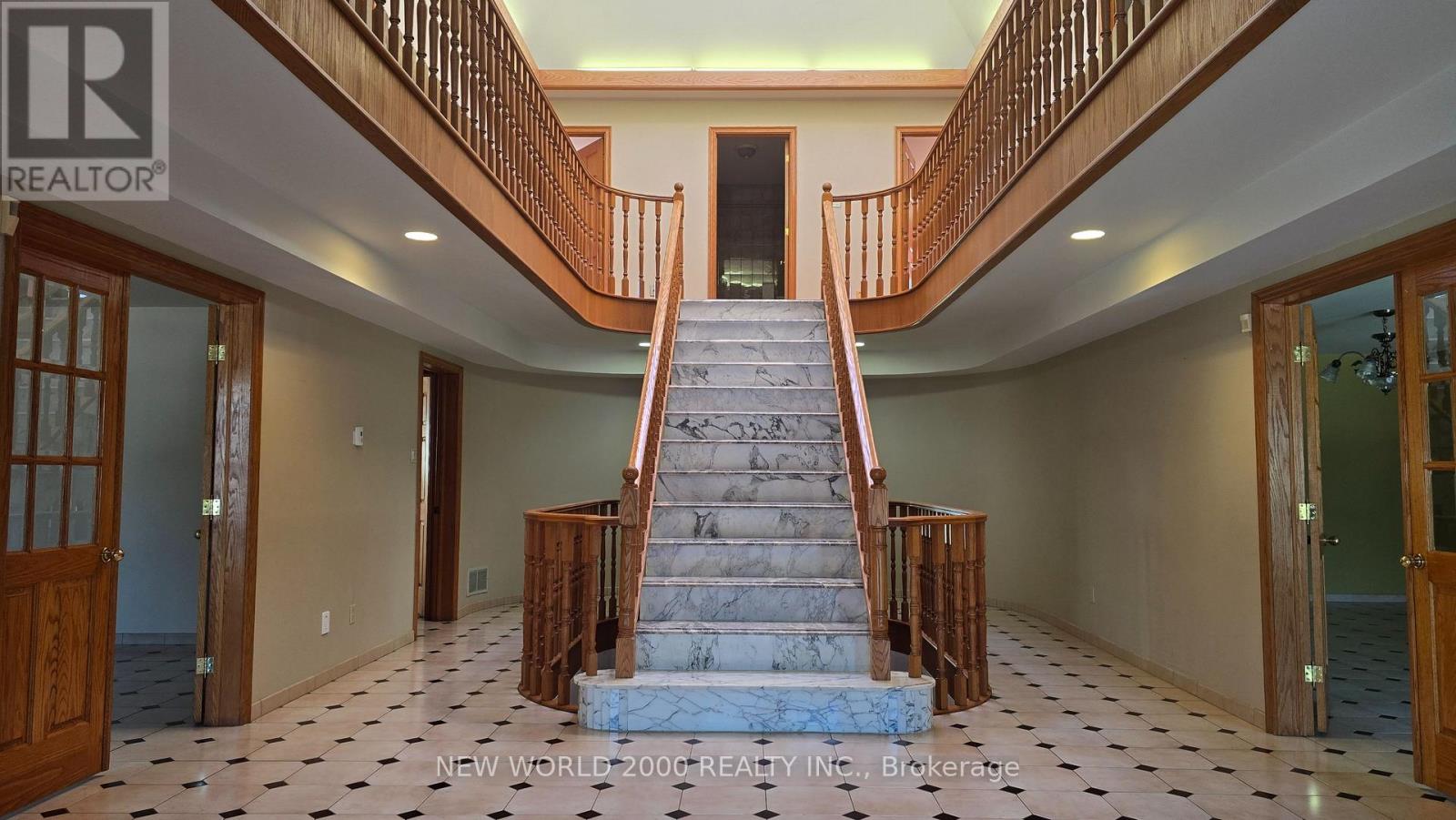 62 Langstaff Road W, Richmond Hill, Ontario  L4C 6N3 - Photo 7 - N12997558