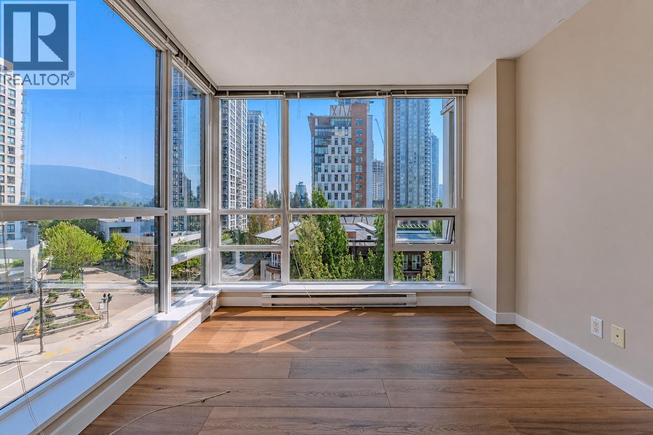 803 2978 Glen Drive, Coquitlam, British Columbia  V3B 0C3 - Photo 16 - R3154120