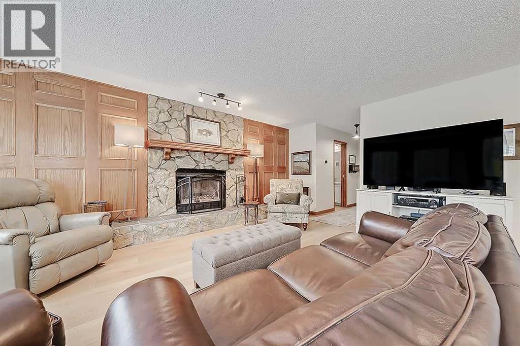 42 Sundown Close SE, Calgary, Alberta  T2X 2X3 - Photo 21 - A2312643