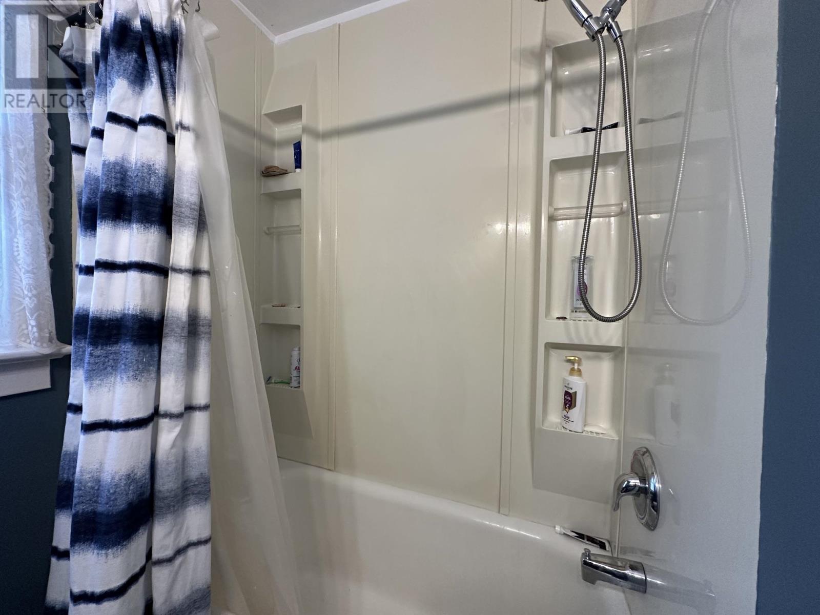 106 College St, Thunder Bay, Ontario  P7A 5J5 - Photo 11 - TB2602314