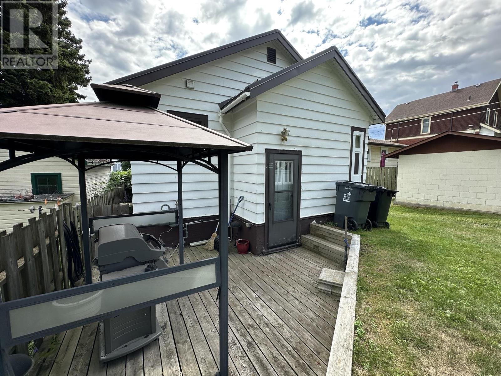106 College St, Thunder Bay, Ontario  P7A 5J5 - Photo 18 - TB2602314