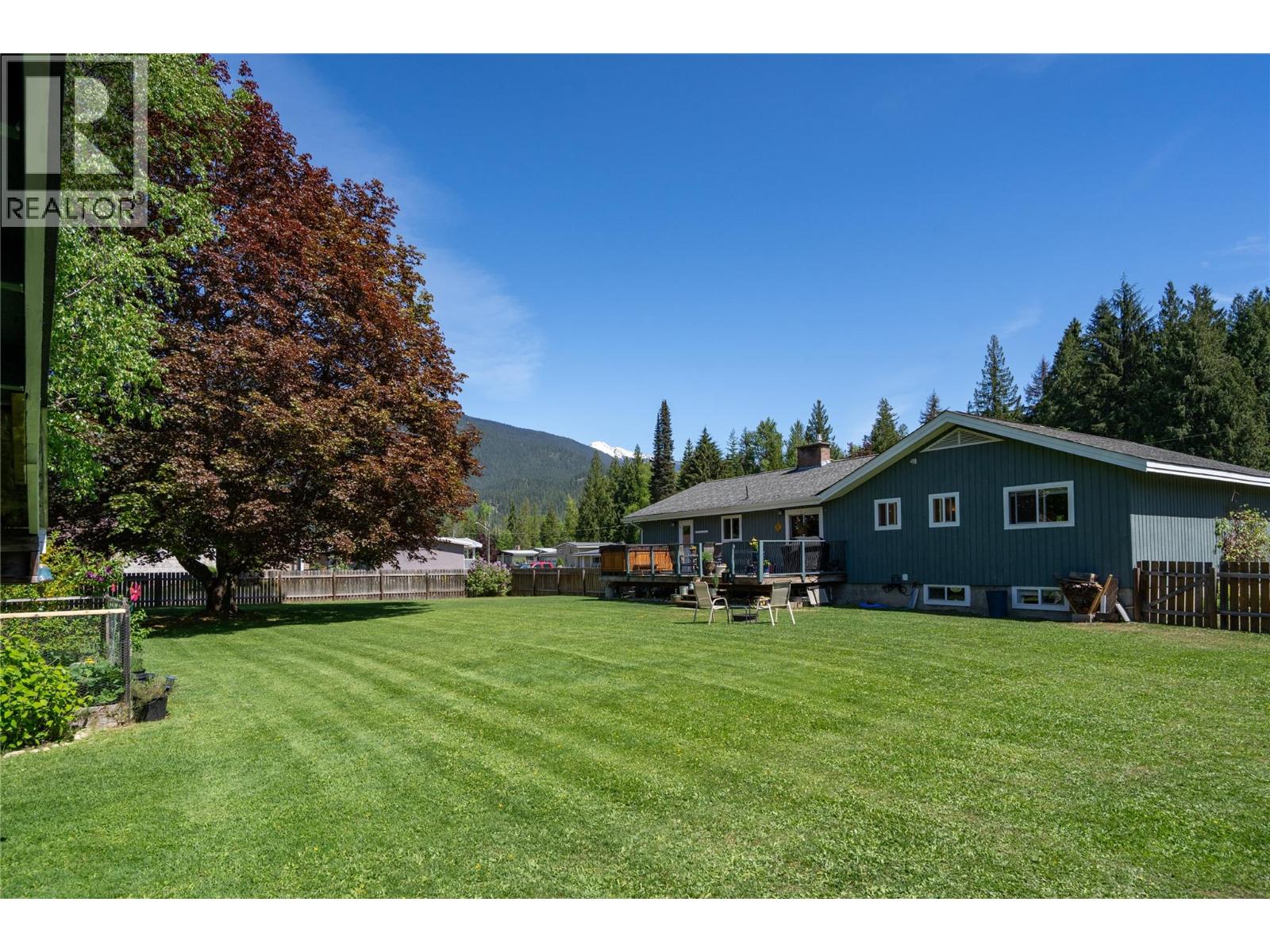 1669 Hiob Road, Revelstoke, British Columbia  V0e 2s0 - Photo 6 - 10381386