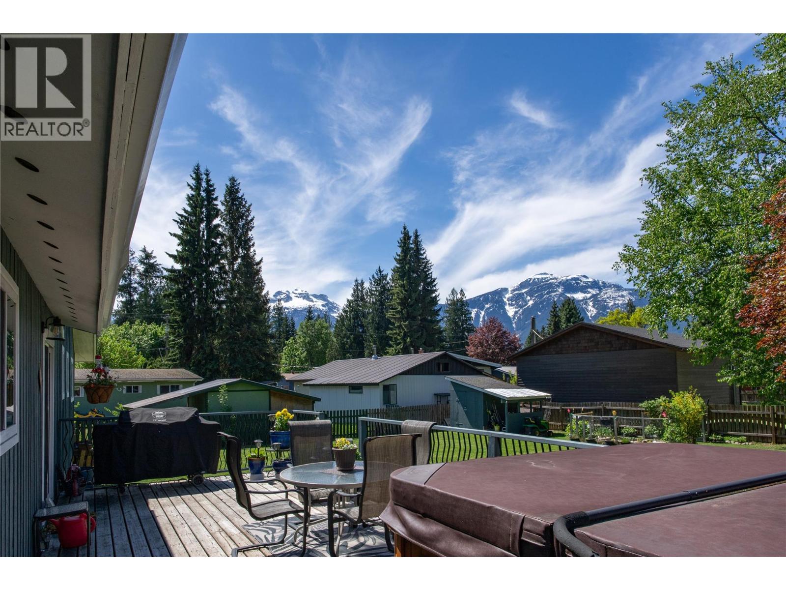 1669 Hiob Road, Revelstoke, British Columbia  V0e 2s0 - Photo 7 - 10381386
