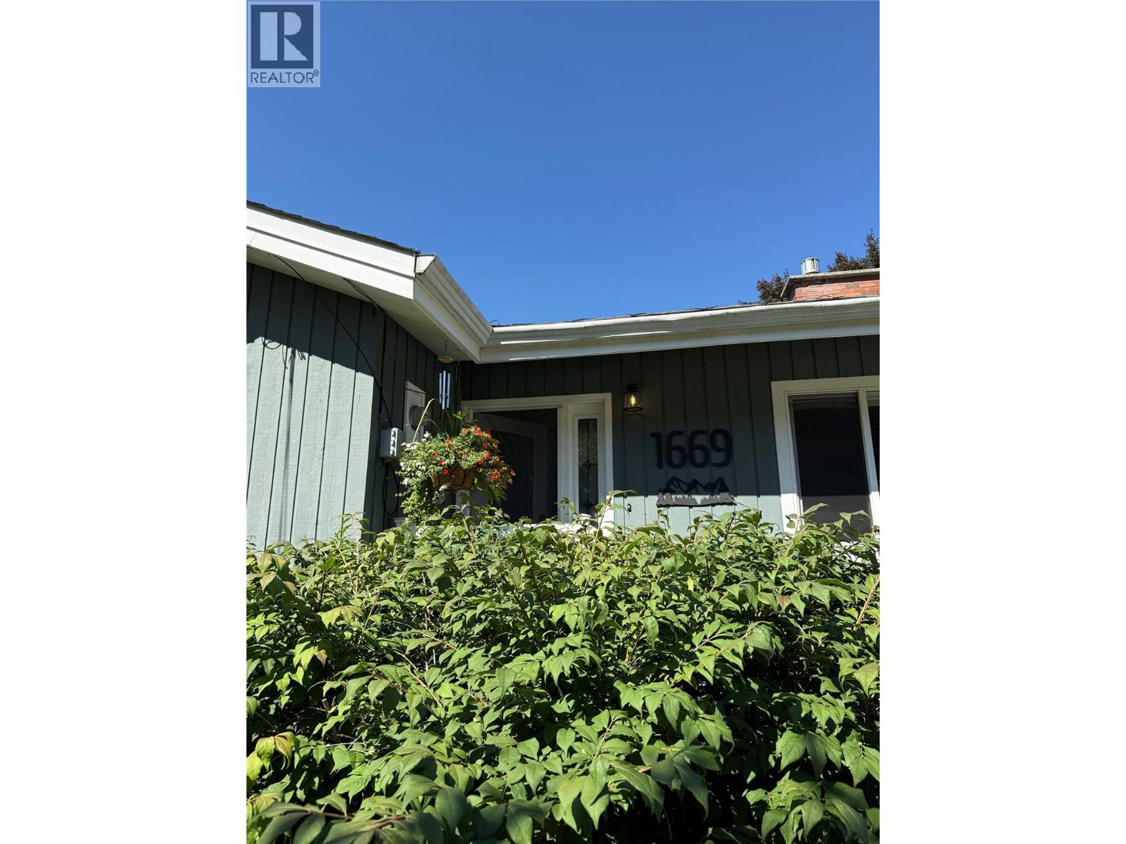 1669 Hiob Road, Revelstoke, British Columbia  V0e 2s0 - Photo 38 - 10381386