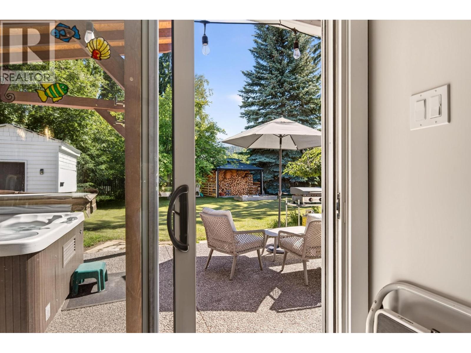 506 5th Street, Golden, British Columbia  V0A 1H0 - Photo 47 - 10394196