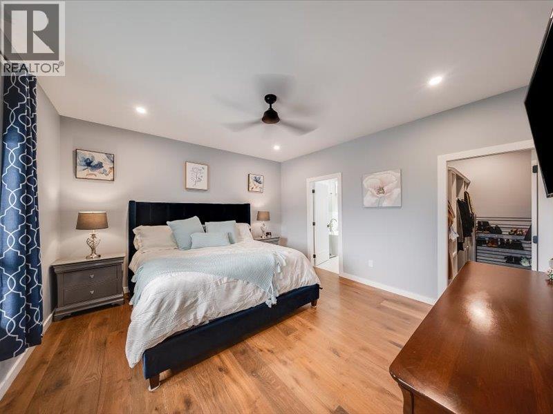 2391 Mcbride Street, Trail, British Columbia  V1R 3A6 - Photo 33 - 10397077