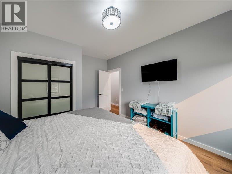 2391 Mcbride Street, Trail, British Columbia  V1R 3A6 - Photo 28 - 10397077