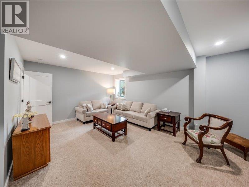 2391 Mcbride Street, Trail, British Columbia  V1R 3A6 - Photo 45 - 10397077