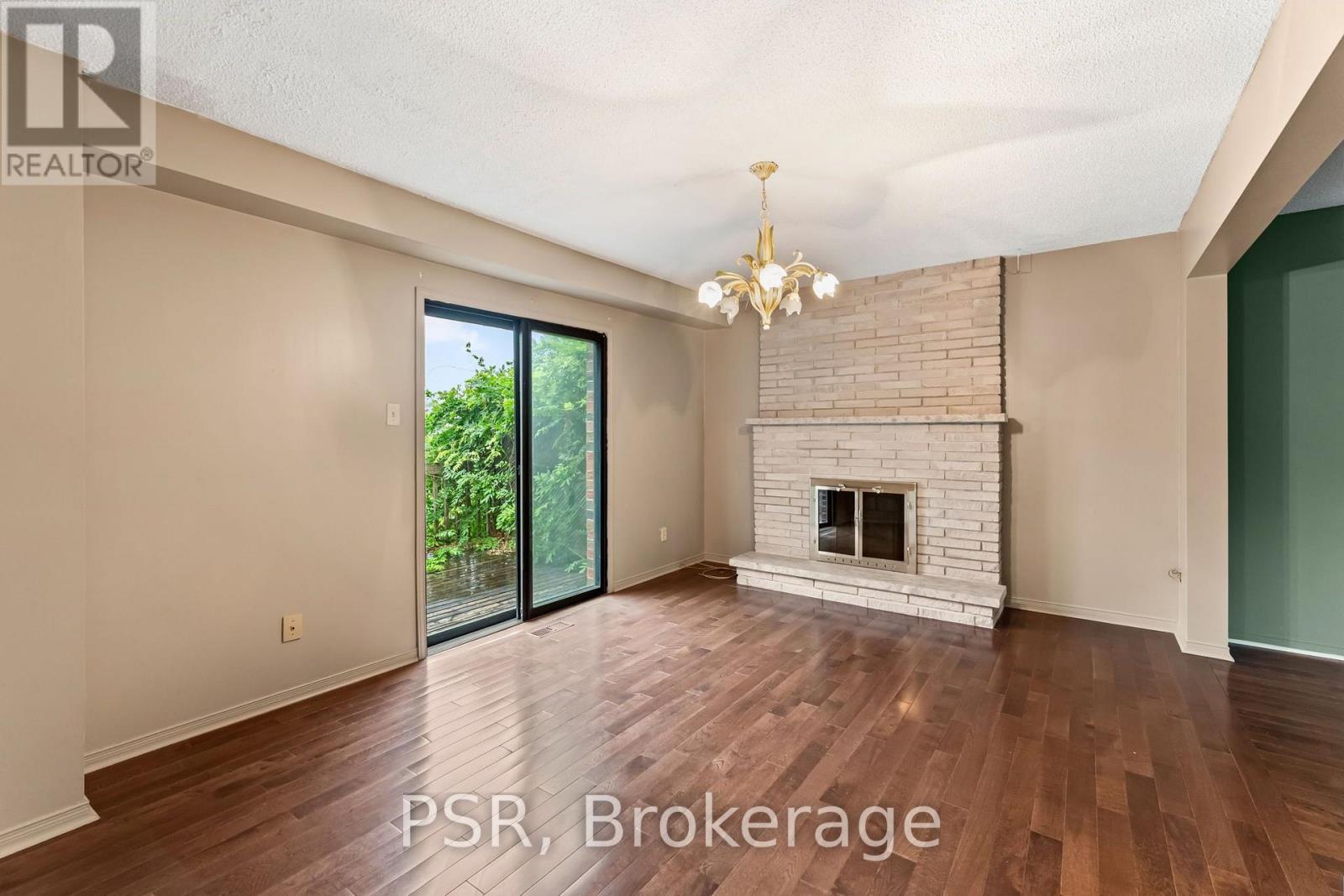 6 Lippincott Court, Richmond Hill, Ontario  L4C 7M5 - Photo 16 - N13658790
