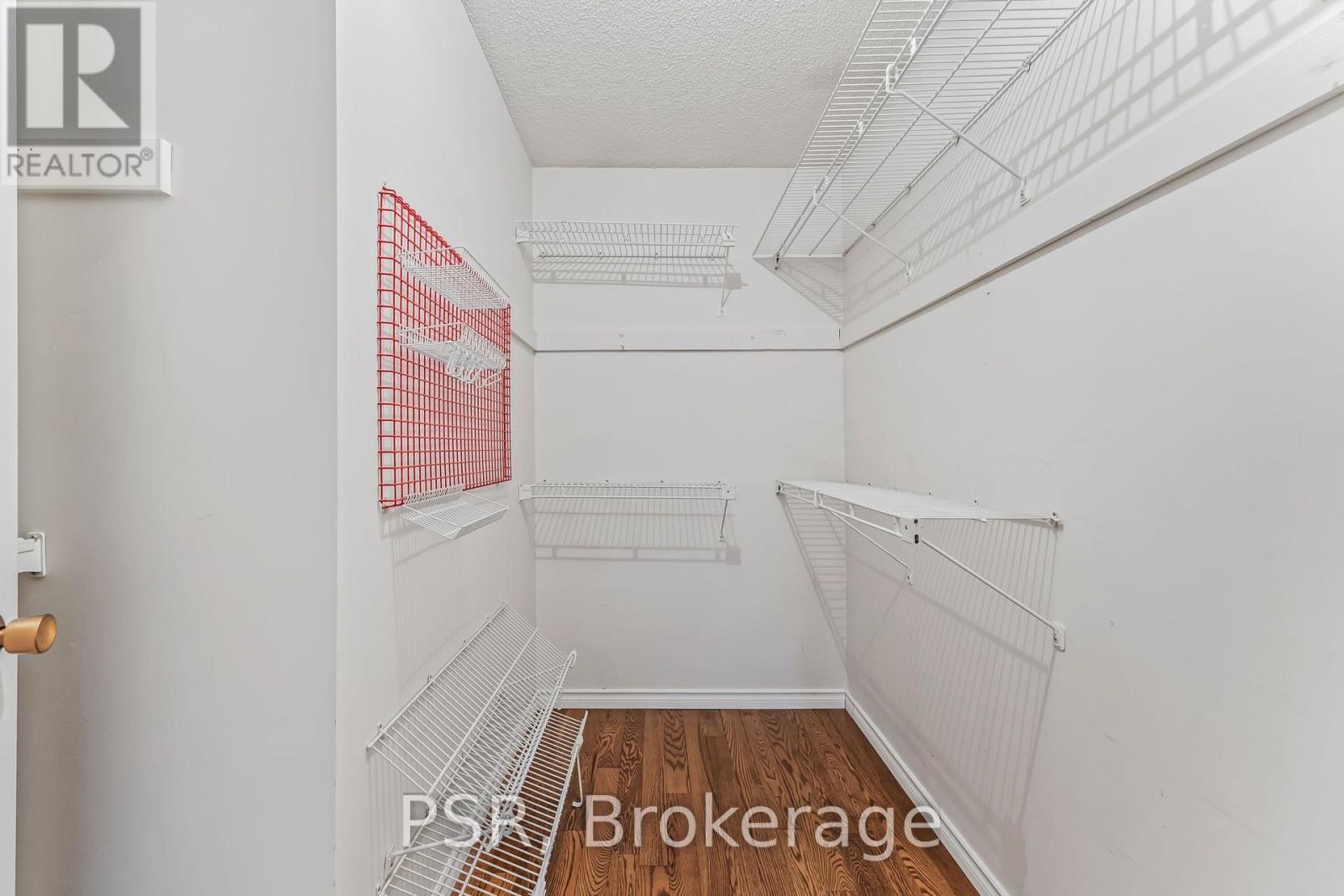 6 Lippincott Court, Richmond Hill, Ontario  L4C 7M5 - Photo 27 - N13658790