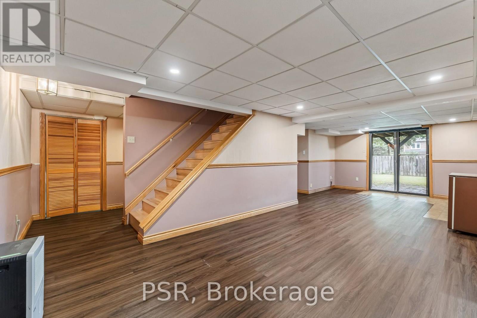 6 Lippincott Court, Richmond Hill, Ontario  L4C 7M5 - Photo 36 - N13658790