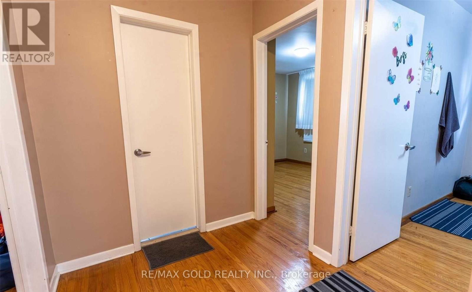 7305 Redstone Road, Mississauga, Ontario  L4T 2B1 - Photo 17 - W13546628