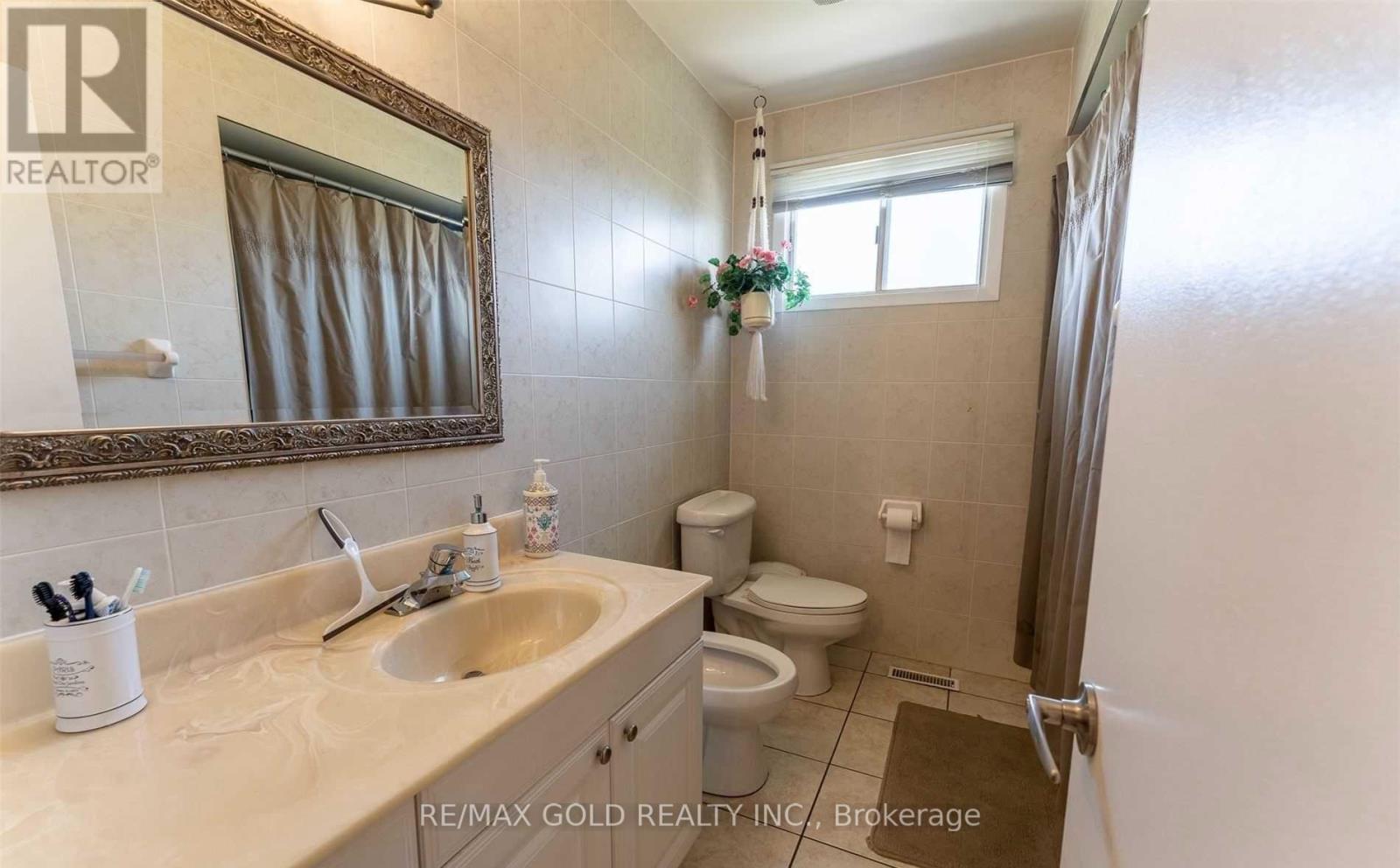 7305 Redstone Road, Mississauga, Ontario  L4T 2B1 - Photo 19 - W13546628