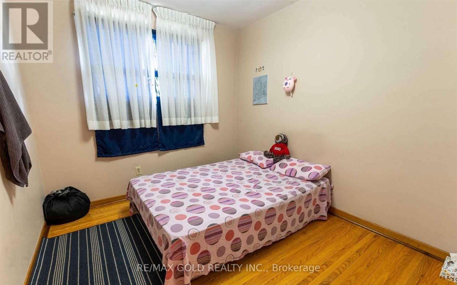 7305 Redstone Road, Mississauga, Ontario  L4T 2B1 - Photo 20 - W13546628