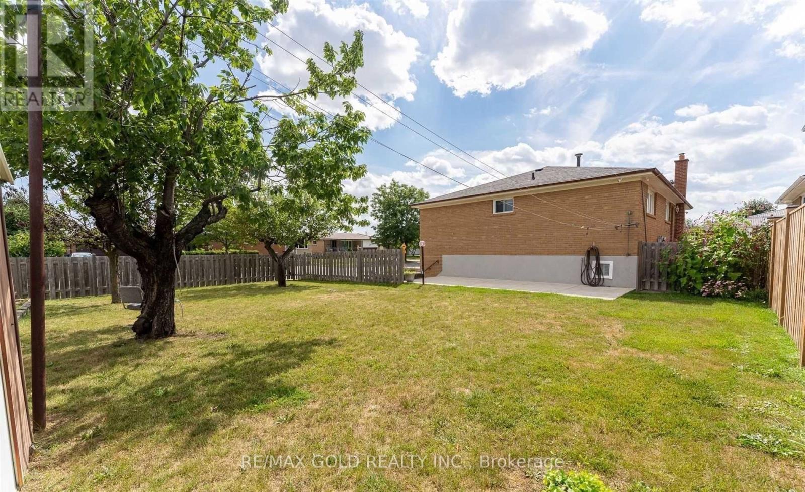 7305 Redstone Road, Mississauga, Ontario  L4T 2B1 - Photo 7 - W13546628