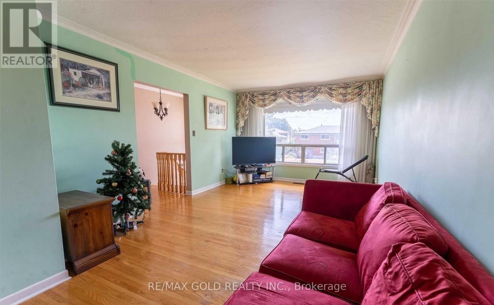 7305 Redstone Road, Mississauga, Ontario  L4T 2B1 - Photo 9 - W13546628