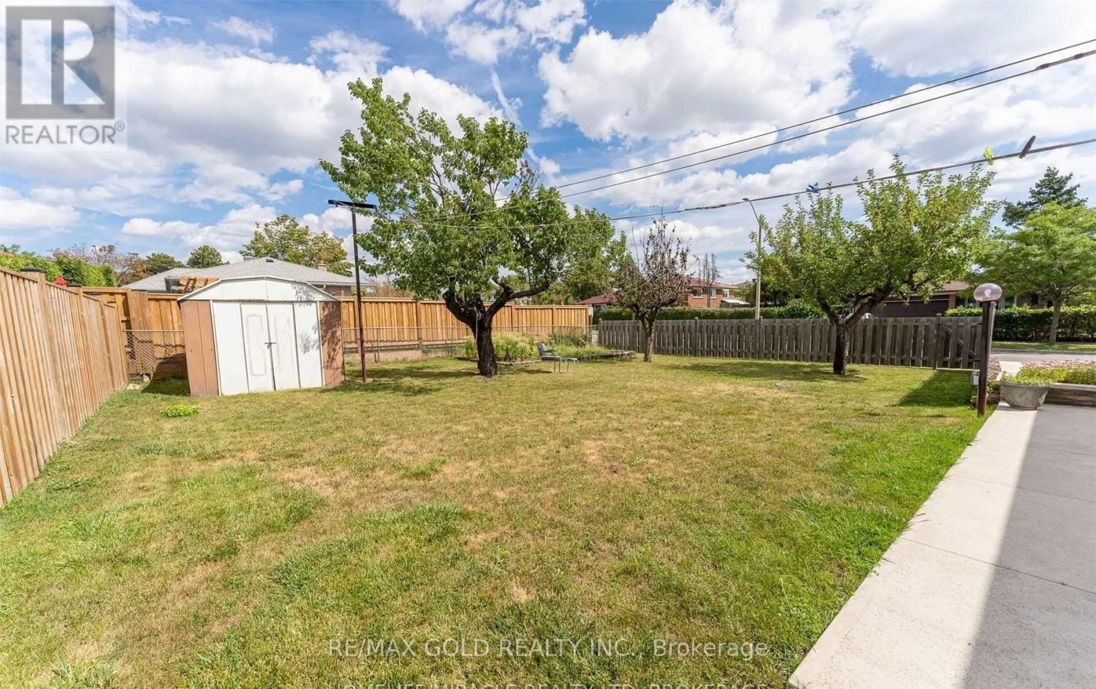 7305 Redstone Road, Mississauga, Ontario  L4T 2B1 - Photo 6 - W13546628