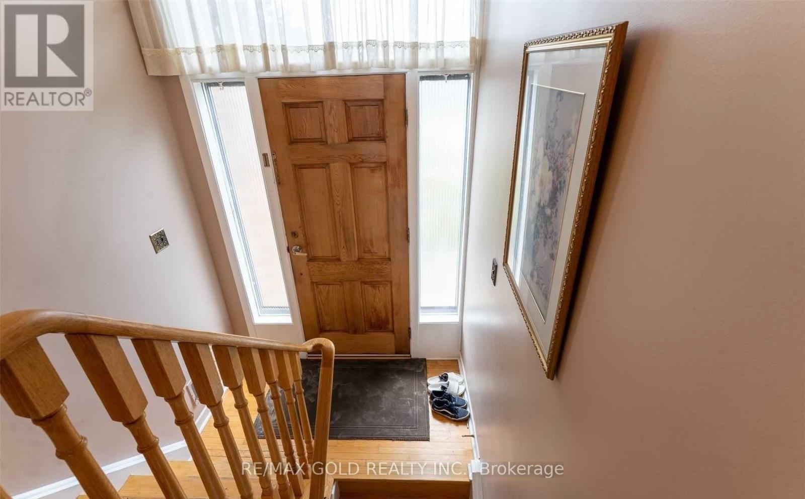 7305 Redstone Road, Mississauga, Ontario  L4T 2B1 - Photo 8 - W13546628