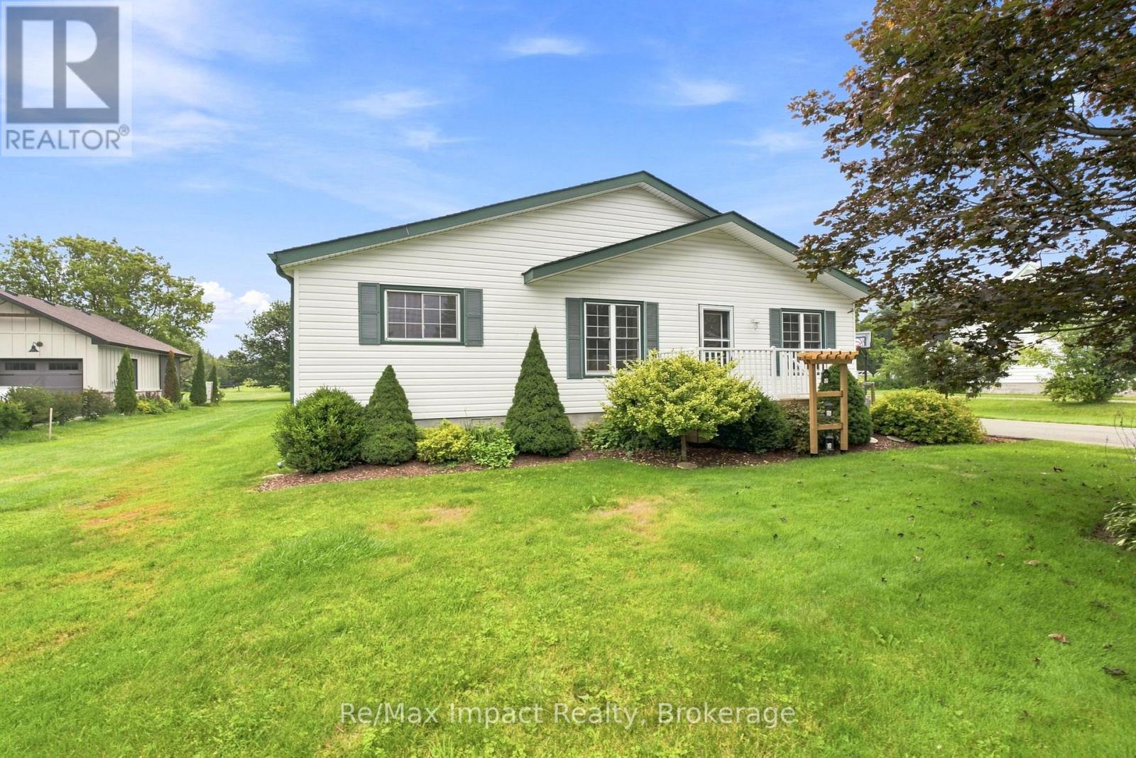 2347 Hancock Road, Clarington, Ontario  L1E 2M3 - Photo 2 - E13659512