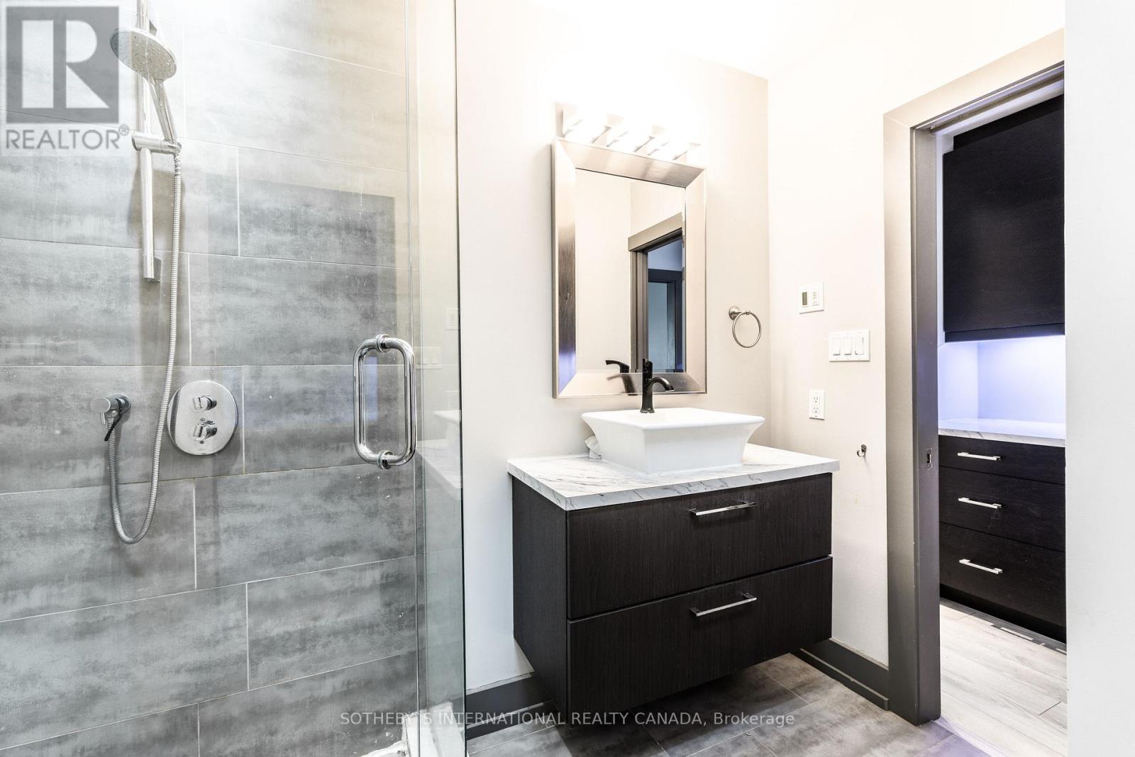3236 Yonge Street, Toronto (Lawrence Park North), Ontario  M4N 2L4 - Photo 6 - C13659490